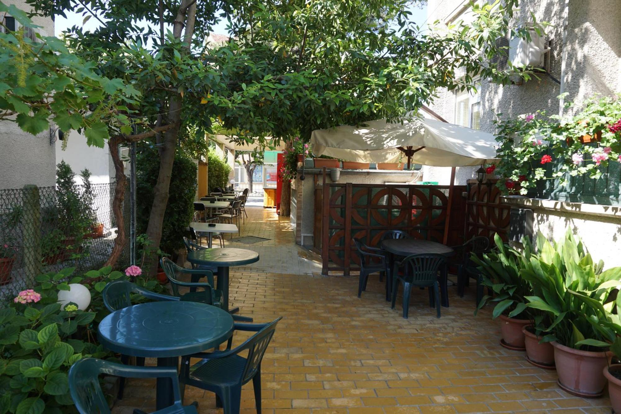 Guest House Lambovi نيسيبار المظهر الخارجي الصورة